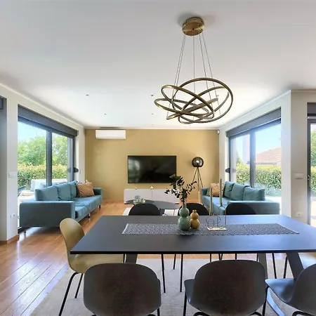 Hedone In For 6 2 Persons With 45 M2 Heated Pool, Wellness & Sport Amenities