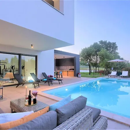 Hedone In For 6 2 Persons With 45 M2 Heated Pool, Wellness & Sport Amenities Villa Rakalj