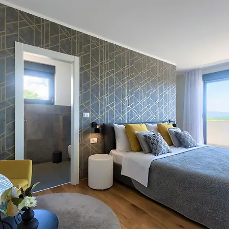 Vila Hedone In For 6 2 Persons With 45 M2 Heated Pool, Wellness & Sport Amenities Rakalj