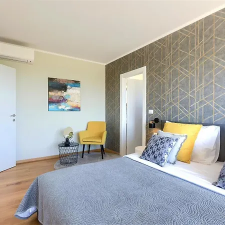 Vila Hedone In For 6 2 Persons With 45 M2 Heated Pool, Wellness & Sport Amenities